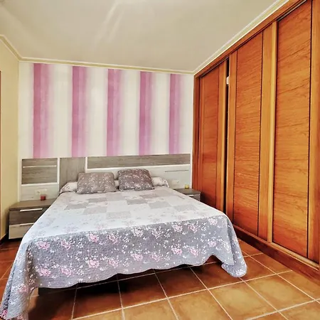 Carabuxeira Apartman *